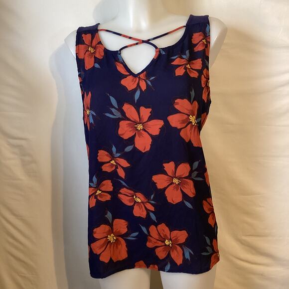 3070 NWOT Fortune + Ivy Split Neck Sleeveless Blouse Blue Floral Extra Large - Picture 4 of 4
